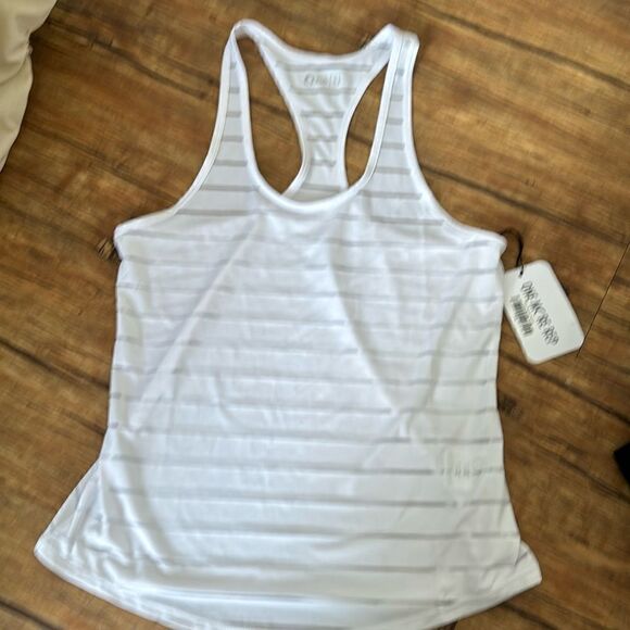 Size Small ZYIA Havana Racerback Tank - Picture 2 of 3